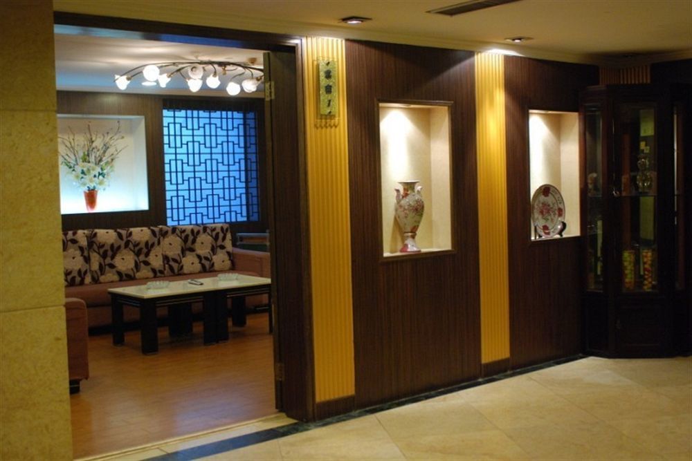 Wanxing Hotel Chao Yang Square Branch Nanning Exterior photo